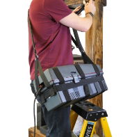 Optional museum vac harness for hands-free use